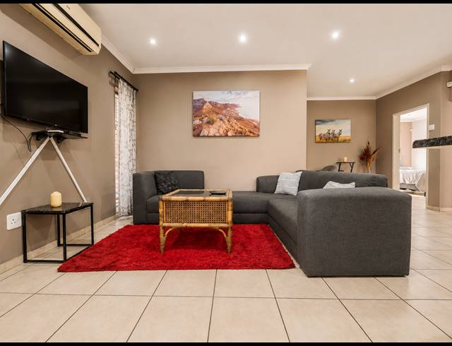 2 BEDROOM TOWNHOUSE FOR SALE IN THREE RIVERS